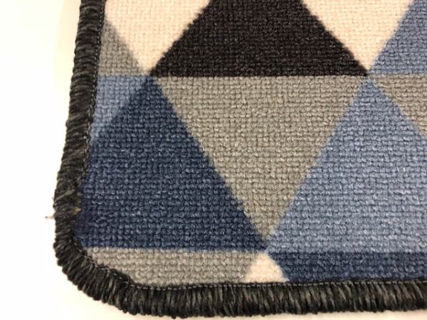 Teppich Schlinge Dreiecke 60 x 120 cm